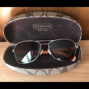 Coach readers sunglasses with signature case